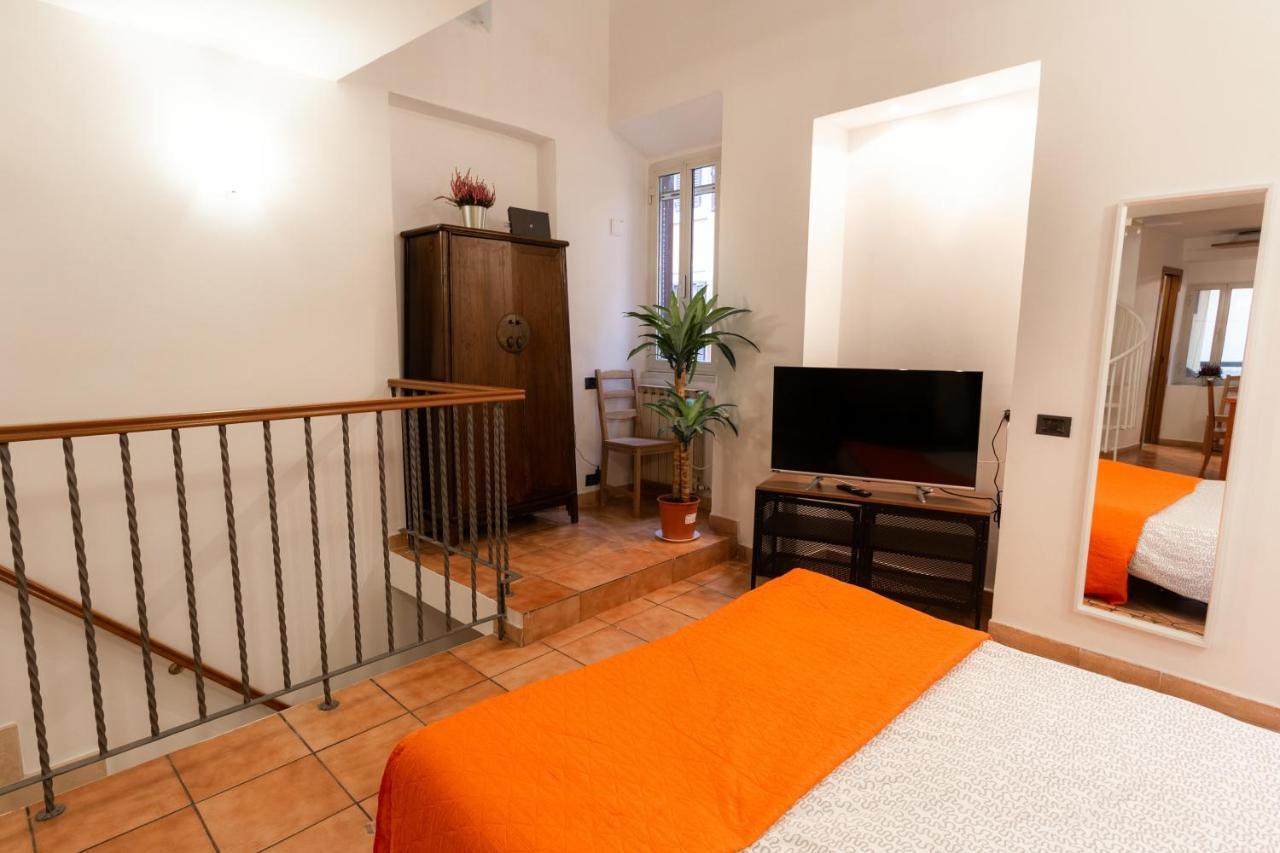 Trastevere Four Seasons Trilussa 1 Рим Екстериор снимка