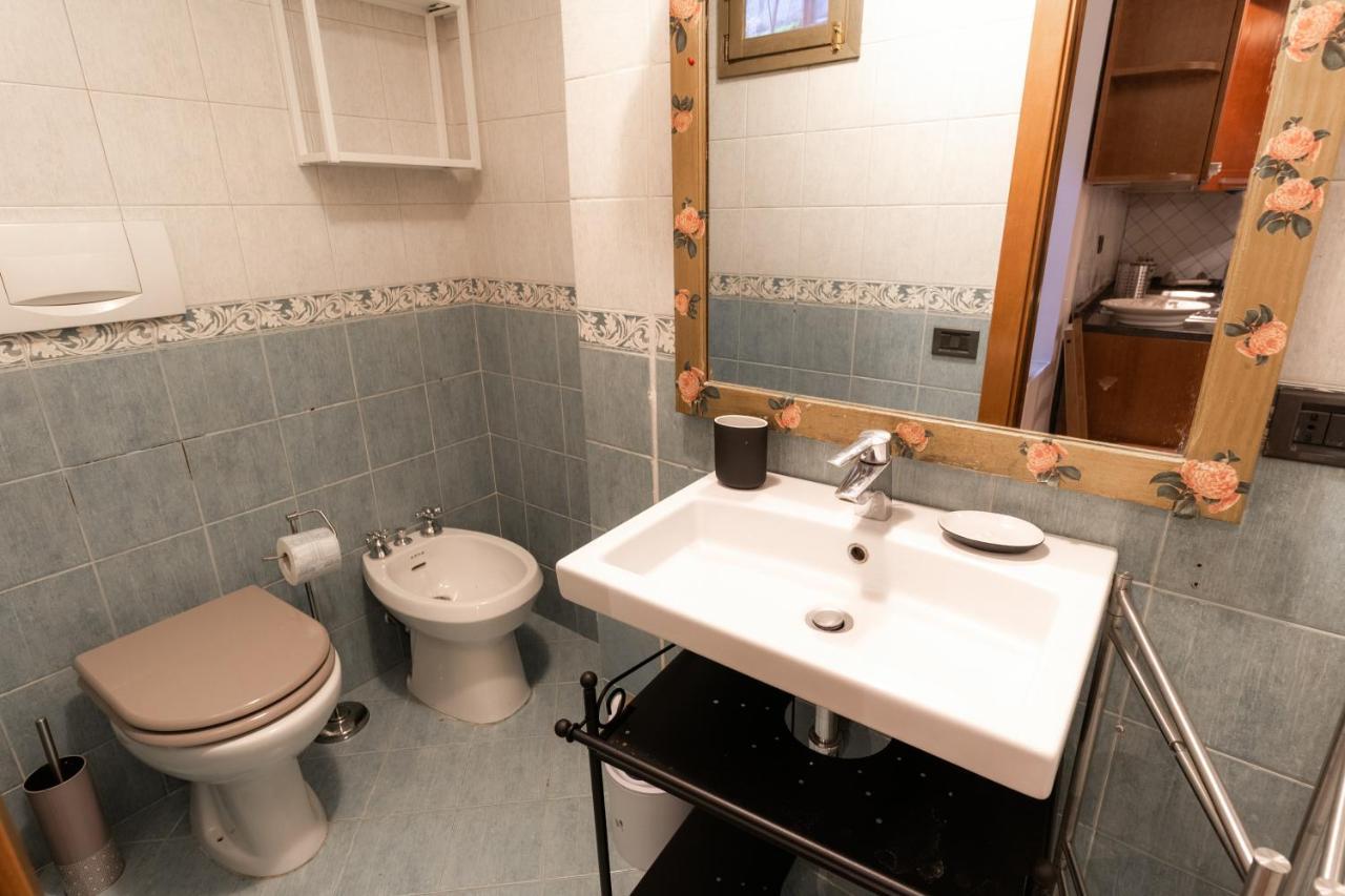 Trastevere Four Seasons Trilussa 1 Рим Екстериор снимка