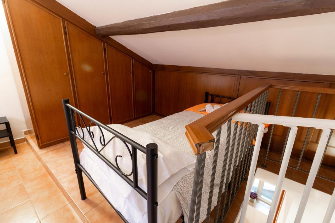 Trastevere Four Seasons Trilussa 1 Рим Екстериор снимка